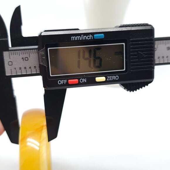 Vintage Marbled Lucite Orange Bangle Bracelets Set Of 2 - Picture 3 of 4